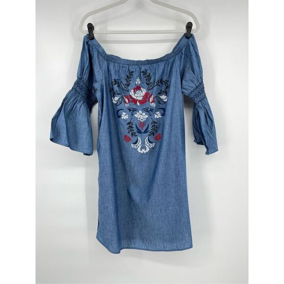 NEW Francescas Blue Rain Denim Floral Embroidered Off Shoulder Dress Size Medium - Picture 1 of 10